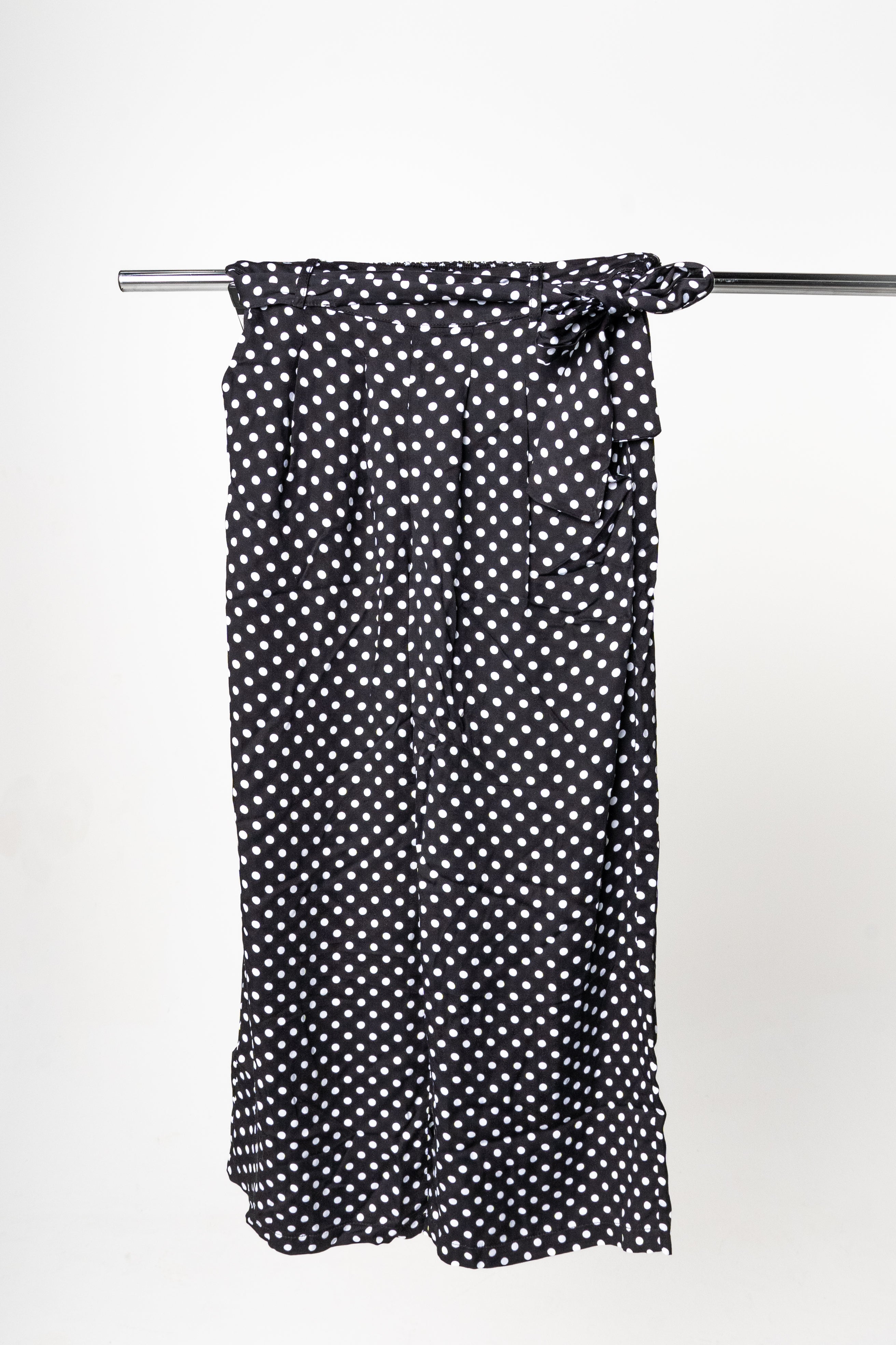 ELSY - Black pants with white polka dots